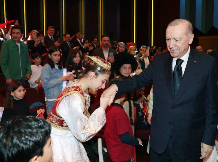 Cumhurbaşkanı Erdoğan: Türkiye, Çocukların Acılarını Hafifletmek İçin Uluslararası Çabalarını Sürdürüyor