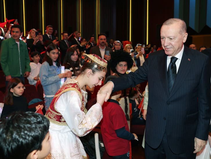 Cumhurbaşkanı Erdoğan: Türkiye, Çocukların Acılarını Hafifletmek İçin Uluslararası Çabalarını Sürdürüyor