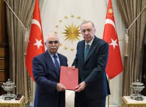 Cumhurbaşkanı Erdoğan, Anayasa Mahkemesi Başkanı Özkaya ile Cumhurbaşkanlığı Külliyesinde Görüştü