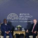 Erdoğan ve Kongo Demokratik Cumhuriyeti Cumhurbaşkanı Tshisekedi, Antalya Diplomasi Forumu'nda Buluştu
